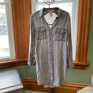 Philosophy button up dress | size Medium